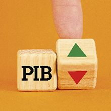 Imagen de unas monedas suspendidas sobre un flotador de agua