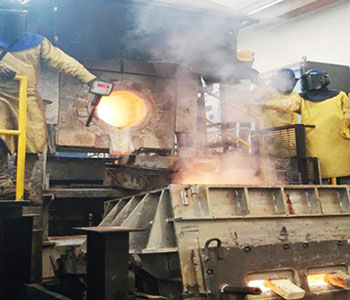 Fotografía de horno de fundición