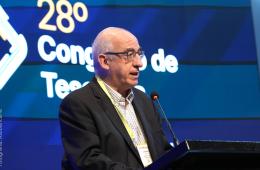 Fotografía del Dr. Leonardo Villar, Gerente General del Banco de la República, créditos de la foto Asobancaria.