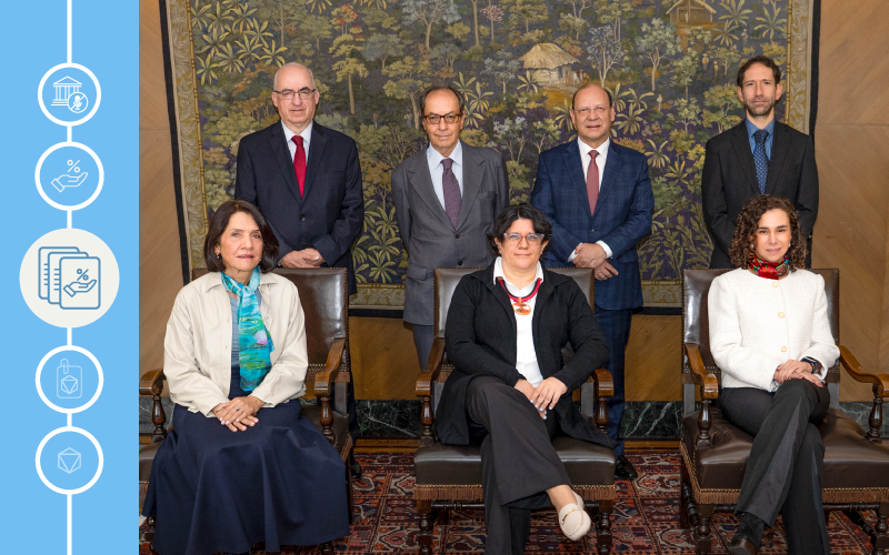 Fotografía de los miembros de Junta Directiva del Banco de la República
